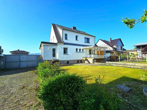 Hofansicht 2 - Mehrfamilienhaus, Wohnhaus mit 152,00 m² in Südharz zum Kaufen