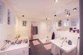 Badezimmer 1 - 