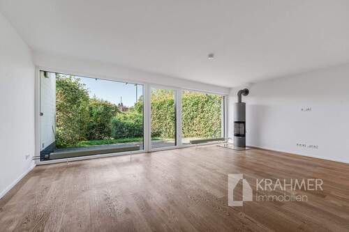 Wohnzimmer - 5 Zimmer Doppelhaushälfte zum Kaufen in Meerbusch-Langst-Kierst