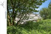 002 - Balkonansicht. - Waldseite - 5 Zimmer Etagenwohnung zum Kaufen in Bielefeld