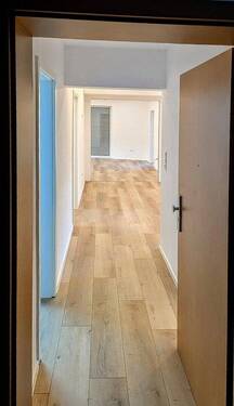Bild 2 - 4 Zimmer Etagenwohnung zur Miete in Mannheim