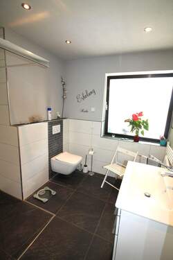 Bad mit Tageslichtfenster - 