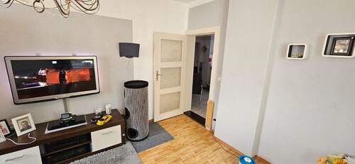 Wohnzimmer - 2 Zimmer Etagenwohnung zum Kaufen in Berlin