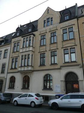 052_Straßenansicht - +++ Erstbezug nach Sanierung +++ 3 Zimmer Wohnung im 2.OG +++