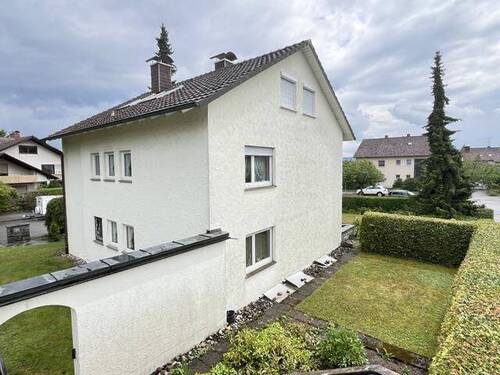 Bild2 - 8 Zimmer Einfamilienhaus zum Kaufen in Singen