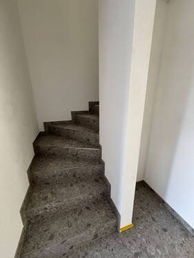 Treppe EG - OG.JPG - 