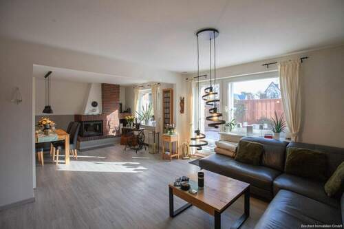 Wohn- und Esszimmer - 