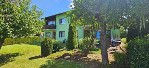 Außenansicht 3 - Gepflegtes und ruhig gelegenes Mehrfamilienhaus mit 4 Einheiten in Vilshofen - 2 3-Zimmer-Wohnungen