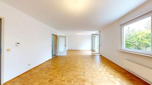 Wohn-/ Essbereich Ansicht I - 4 Zimmer Reihenmittelhaus in Frankfurt am Main