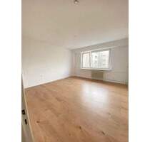 Bezugsfertige 3-Zimmer Wohnung (68qm) mit Balkon im 4. OG in Berlin-Kreuzberg - ohne Makler