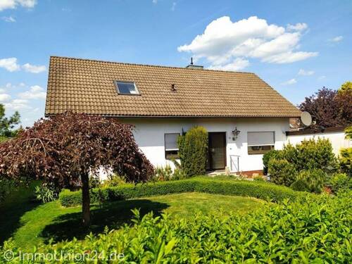 Bild 4 - Einfamilienhaus mit 200,00 m² in Langenzenn zum Kaufen