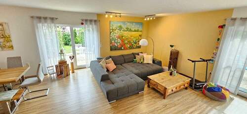 Wohnen - 7 Zimmer Einfamilienhaus in Ebermannsdorf