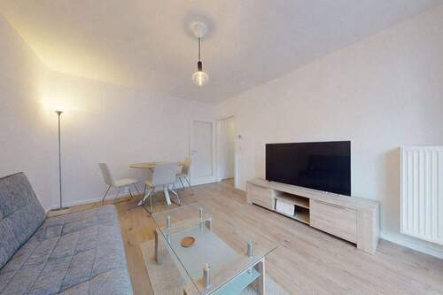 Wohnbereich Ansicht III - 2 Zimmer Etagenwohnung in Frankfurt am Main