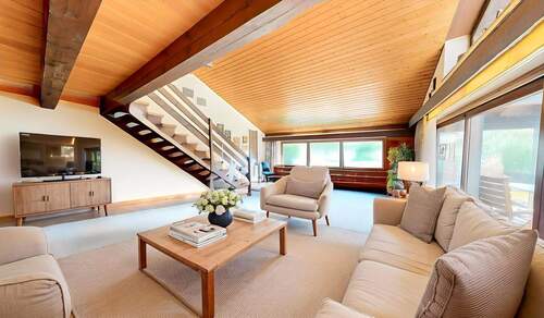 Einrichtungsbeispiel Wohnzimmer im Untergeschoss - 6 Zimmer Einfamilienhaus zum Kaufen in Eichstätt