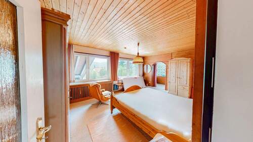 Zimmer im Erdgeschoss - Einfamilienhaus mit 177,00 m² in Eichstätt zum Kaufen