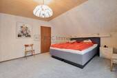 Schlafzimmer OG II - 