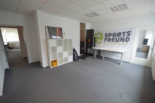 Empfangsbereich - Büro mit 260,00 m&sup2; in Hamburg zur Miete