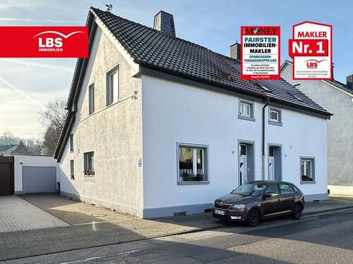 Titel 3 - Charmante Doppelhaushälfte, 127 m², mit großzügigem Garten in E-Schonnebeck