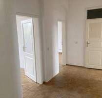 Attraktive vermietete 73,8 m² 3-Raum Wohnung mit Balkon (1.OG) in Radebeul