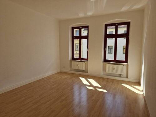 Wohnzimmer - 2 Zimmer Etagenwohnung in Meißen