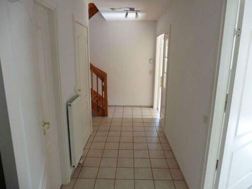 Erdgeschossflur - Doppelhaushälfte mit 110,00 m&sup2; in Buxtehude zur Miete