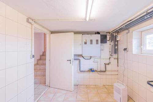 Hausanschlussraum Keller - 