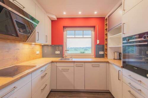 Küche - Mehrfamilienhaus, Wohnhaus mit 99,80 m² in Königshügel zum Kaufen