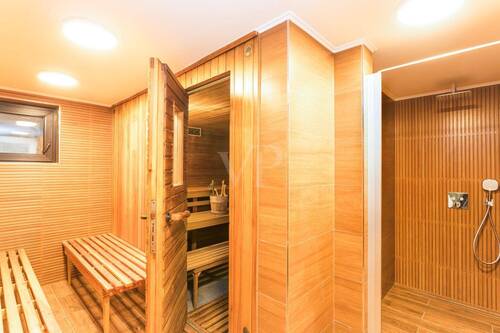 Sauna mit Dusche - 