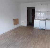 MA-Almenhof: Kleines teilmöbliertes Appartement sucht neuen Mieter - Mannheim