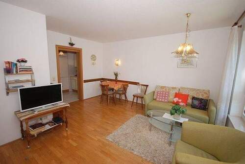 Wohnzimmer - Etagenwohnung mit 52,00 m&sup2; in Bad Reichenhall zur Miete