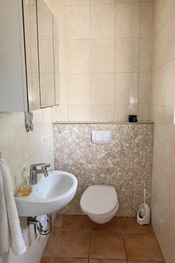 das Gäste-WC - Etagenwohnung mit 124,00 m&sup2; in Wolfsburg zum Kaufen