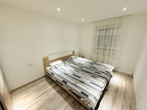 1. OG Mitte Schlafzimmer - 