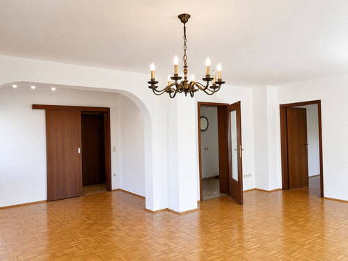 Wohnzimmer mit Essbereich - 