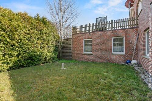Ansicht zur Garage inkl. Fenstern - 