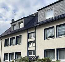 Schöne DG-Wohnung in ruhiger Lage - Bochum / Wiemelhausen