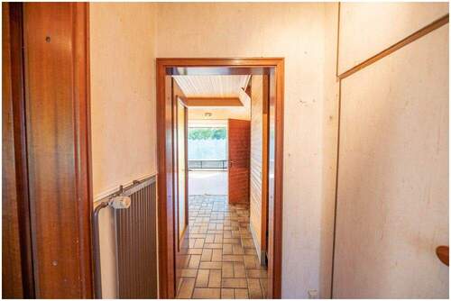 Flur - 5 Zimmer Doppelhaushälfte zum Kaufen in Elmshorn