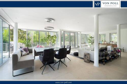 Startbild - Multitalent im Süden der Stadt - Lebensfreude pur mit eigenem Pool und über 520 m² Wohn-Nutzfläche