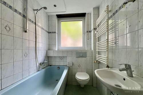 Bad - Etagenwohnung mit 61,00 m&sup2; in Berlin zum Kaufen