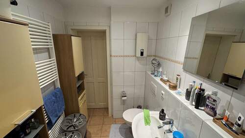 Badezimmer (3).JPG - 