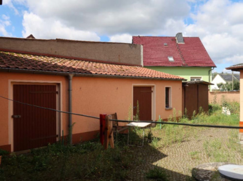 1014464_20_Hof 2.png - 6 Zimmer Einfamilienhaus zum Kaufen in Doberschütz