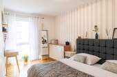Schlafzimmer - Etagenwohnung mit 87,90 m² in Dresden zum Kaufen