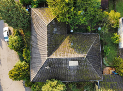 Vogelperspektive - 8 Zimmer Einfamilienhaus zum Kaufen in Battweiler