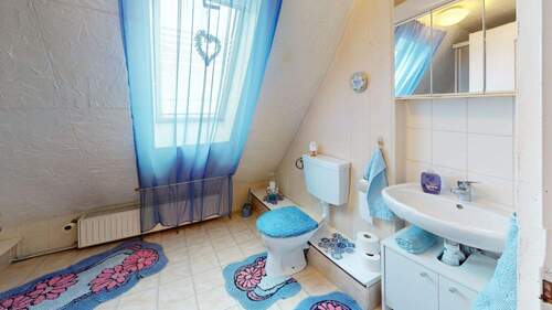 Badezimmer im Obergeschos - 