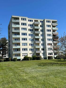 Ansicht
- Wohnung mit Blick in KH-Winzenheim