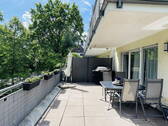 Große, teilüberdachte Terrasse - 3 Zimmer Etagenwohnung zum Kaufen in Pforzheim
