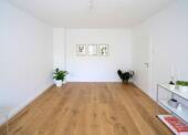 Geräumiges Wohnzimmer - 2 Zimmer Etagenwohnung zum Kaufen in Essen