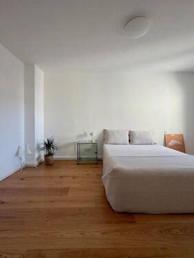 Geräumiges Schlafzimmer - 