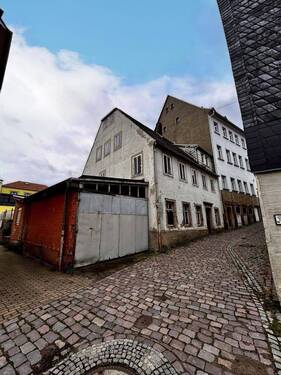 Straßenansicht - 9 Zimmer Reihenendhaus in Hainichen