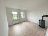 Bild 1 - *NEU* 4-Zimmer Wohnung mit zwei Balkonen, Kamin, Tageslichtbad - sofort verfügbar