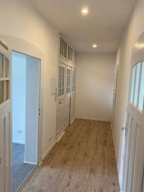 Bild 2 - 4 Zimmer Etagenwohnung zur Miete in Plauen